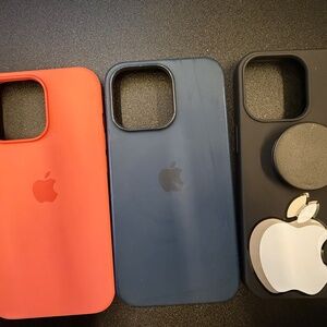 Lot of 3 cases for Apple iPhone 13 Pro (2 x Apple-branded)
